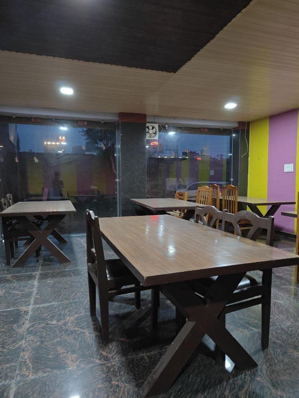 Hotel Shyam Sarover And Restaurant Ringas Exterior photo